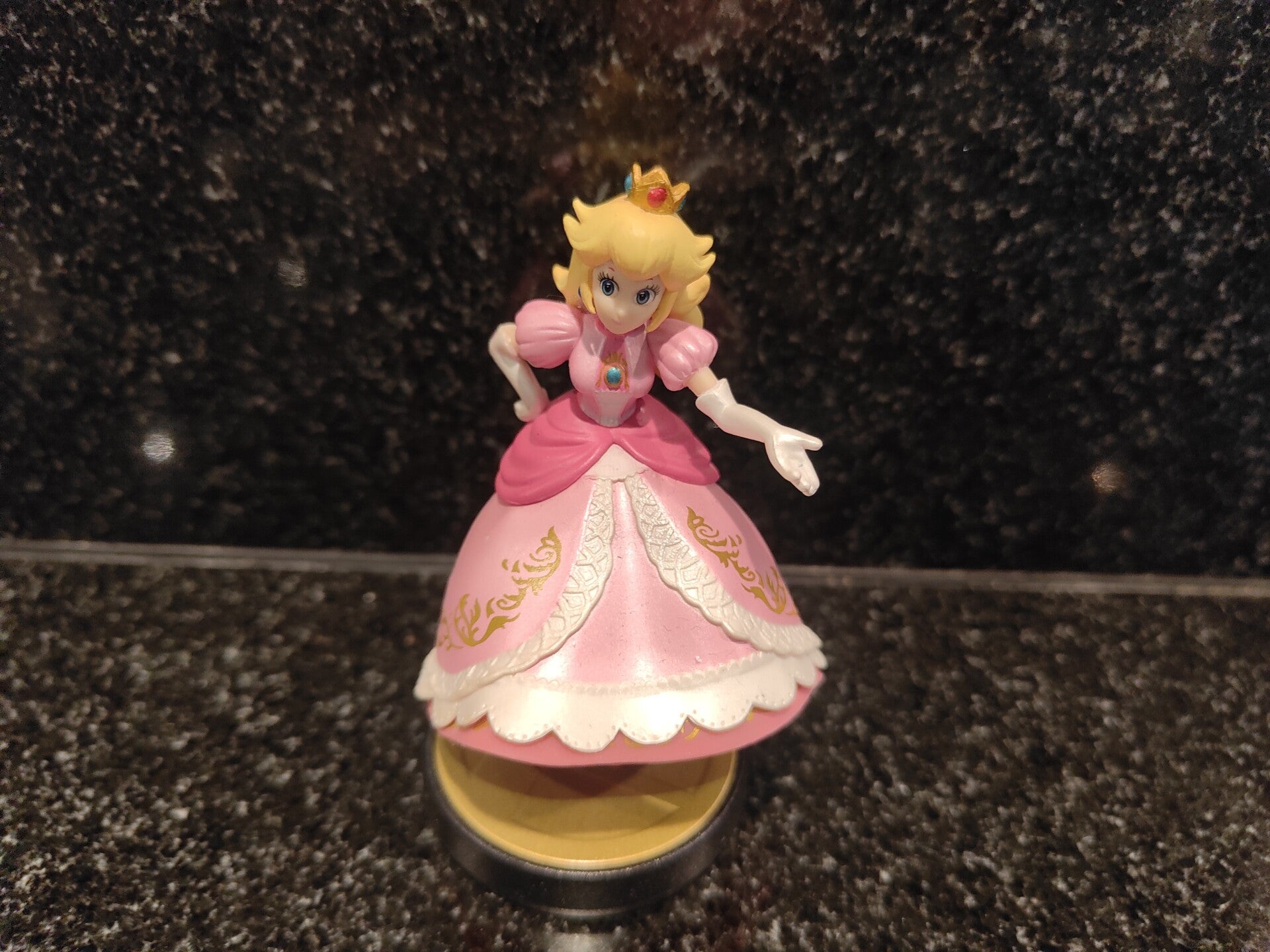 No 2 Princess Peach Amiibo Super Mario Smash Bros Collection